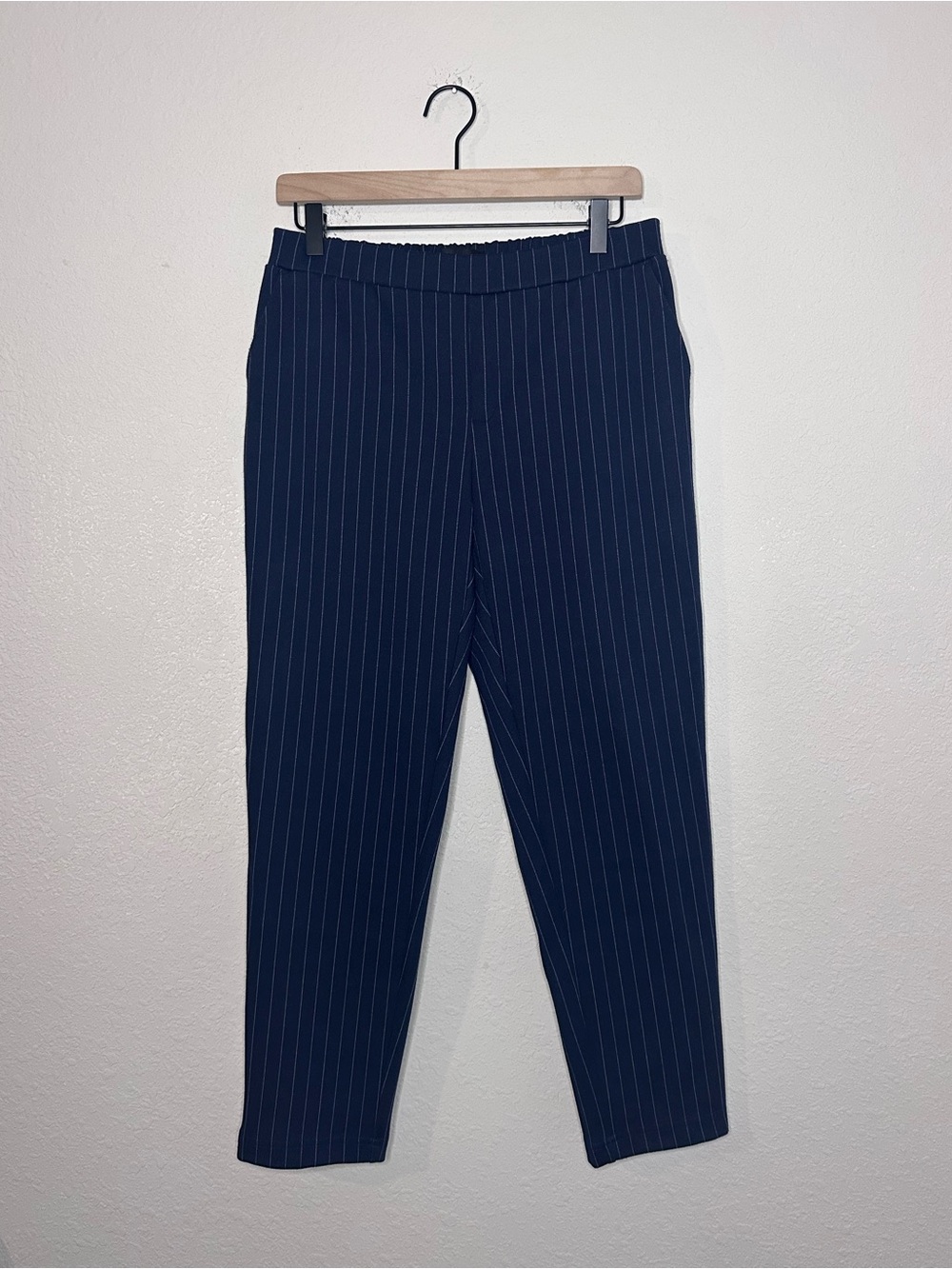 Banana Republic Navy Pinstripe Dress Pants Size 4